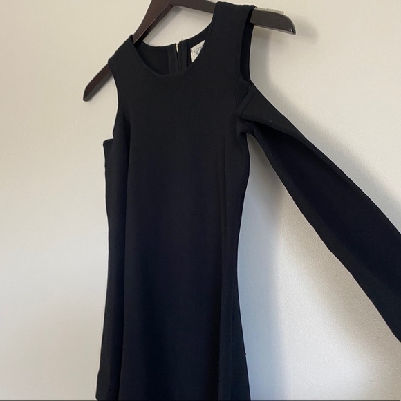 ELIZA J Knit Long Sleeve Cold Shoulder Mini Dress - Picture 3 of 7